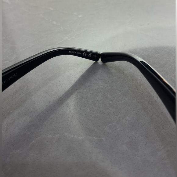 Saint Laurent Cat Eye Sunglasses - Picture 9 of 16